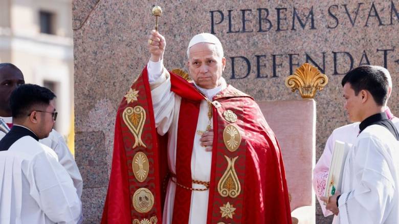 Πάπας Λέων: Ο Θεός απορρίπτει τις προσευχές ηγετών που ξεκινούν πολέμους