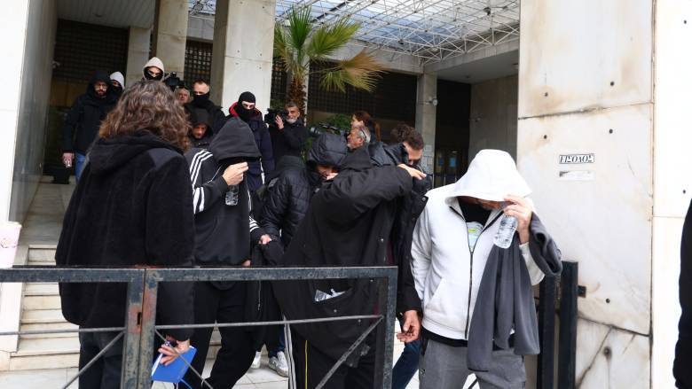 Απάτη στον ΕΦΚΑ: Προφυλακίστηκαν οι τέσσερις κατηγορούμενοι - Κρίσιμος ο ρόλος τους στο κύκλωμα