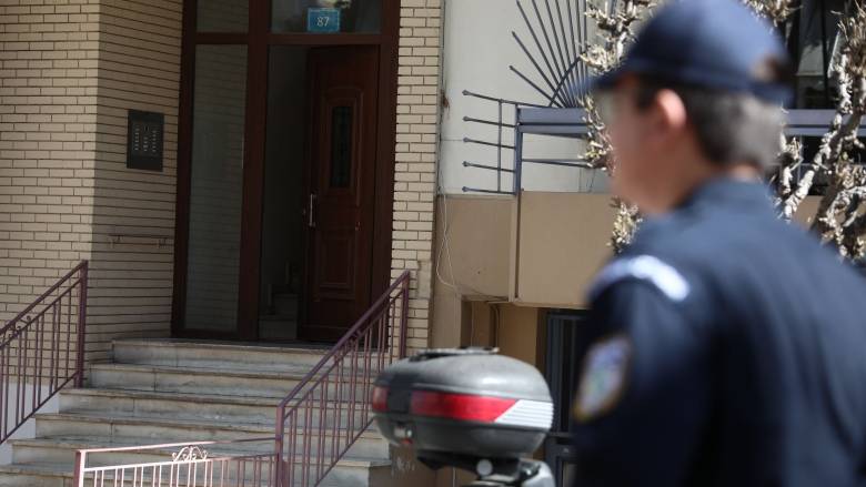 Ζωγράφου: Χτισμένο με στόκο το δωμάτιο όπου βρέθηκαν νεκρές μητέρα και κόρη - Προσήχθη ο γιος