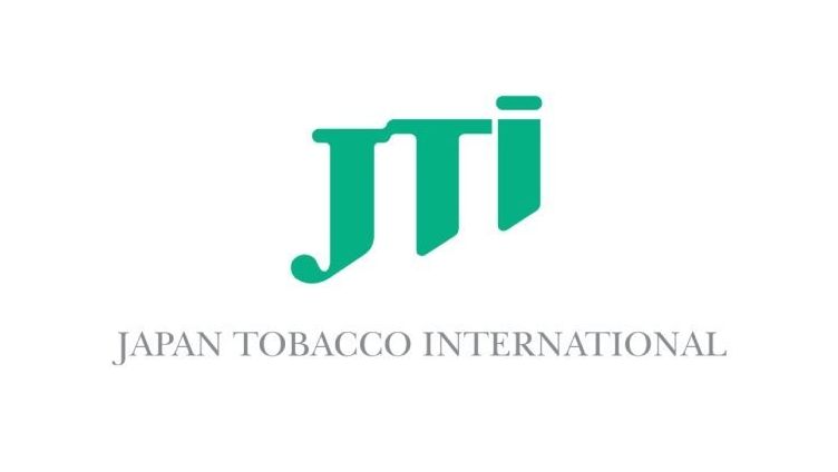 Η JTI Hellas δίνει μπόνους έως 3 μισθούς και 20 εβδομάδες επιπλέον γονικής άδειας στους εργαζόμενους