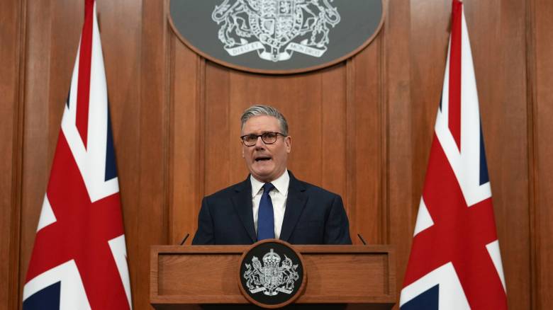 Η Βρετανία θα φιλοξενήσει διάσκεψη για τα Στενά του Ορμούζ εντός της εβδομάδας