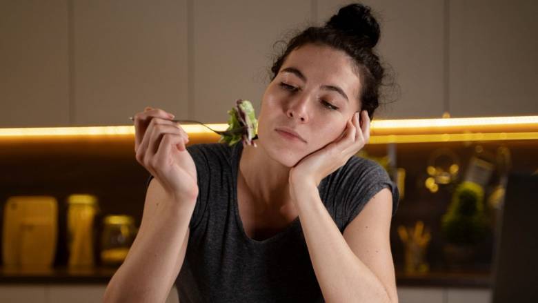 Οι επιστήμονες ανακάλυψαν γιατί χάνουμε την όρεξή μας όταν αρρωσταίνουμε