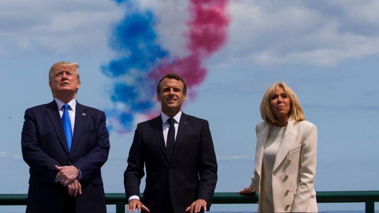 «Ούτε κομψό, ούτε επιπέδου»: Η απάντηση Μακρόν στα σχόλια Τραμπ για το «χαστούκι» της Μπριζίτ
