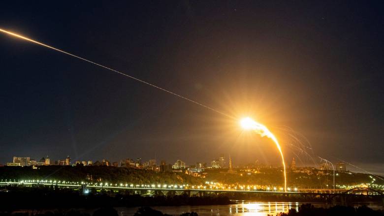 Η Ρωσία εκτόξευσε 542 drones, 37 πυραύλους κατά της Ουκρανίας από χθες βράδυ