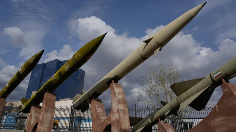 Το Ιράν και οι ΗΠΑ έλαβαν σχέδιο εκεχειρίας δύο σταδίων, σύμφωνα με το Reuters