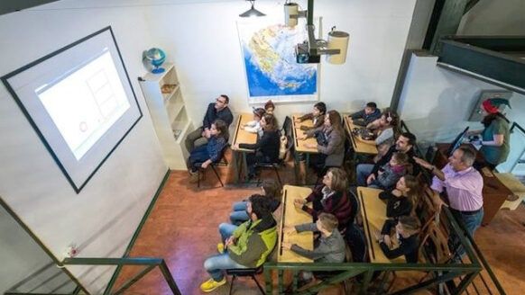 Πλατφόρμα - προσομοιωτής σεισμού θα εγκατασταθεί στη Σαντορίνη