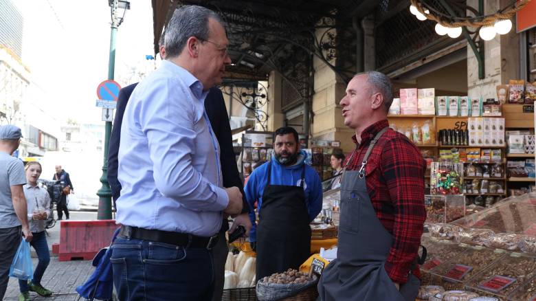 Φάμελλος: «Τα γαλάζια αρπακτικά κλέβουν τον ιδρώτα των πολιτών⁠»