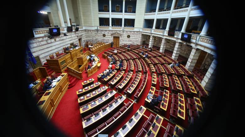 Στην Επιτροπή Δεοντολογίας οι «11» της ΝΔ - Διαχείριση κρίσης και δημοσκοπικές αναταράξεις