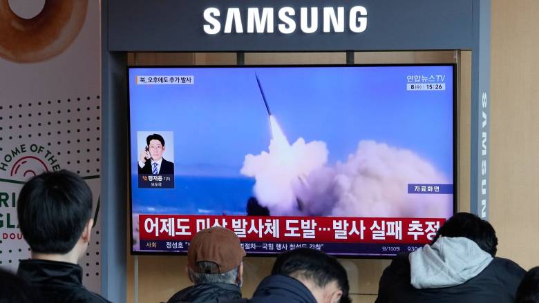Η Βόρεια Κορέα εκτόξευσε πυραύλους μικρού βεληνεκούς προς τη Θάλασσα της Ιαπωνίας