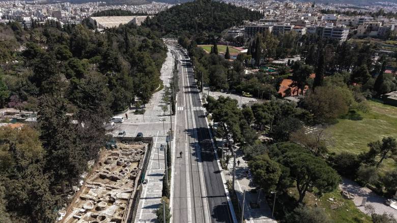 Ολοκληρώθηκαν οι εργασίες στη Βασιλίσσης Όλγας - Σε πλήρη λειτουργία ο αναβαθμισμένος άξονας