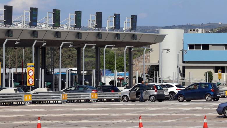 Συνεχίζεται η έξοδος του Πάσχα: «Ανάσα» μετά το κυκλοφοριακό χάος- Πάνω από 80.000 πέρασαν τα διόδια