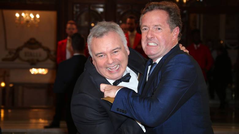 Στο νοσοκομείο μετά από εγκεφαλικό ο Ιρλανδός παρουσιαστής Ίμον Χολμς