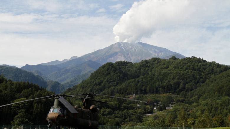 «Ξύπνησε» το ηφαίστειο Σακουρατζίμα στην Ιαπωνία - Σε ύψος άνω των 3.400 μέτρων ο καπνός
