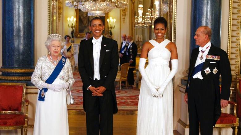 Τι πίστευε η Ελισάβετ για το Brexit - Ο Μπαράκ Ομπάμα αποκαλύπτει όσα του εκμυστηρεύτηκε