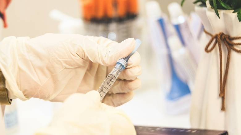 Eπιδημία HIV σε παιδιά σε νοσοκομείο του Πακιστάν - Οι γιατροί επαναχρησιμοποιούσαν σύριγγες 