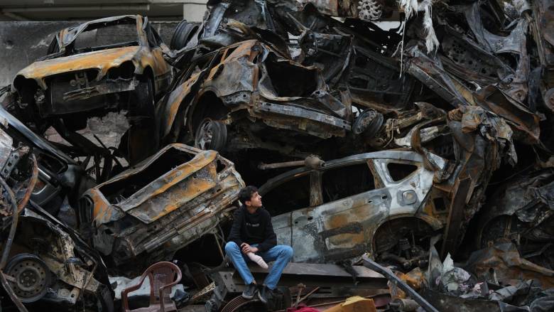 Ανθρωπιστική βοήθεια του Ερυθρού Σταυρού έφτασε στο Ιράν