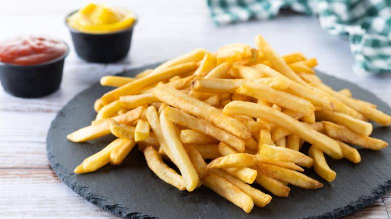 Οι επιστήμονες ανακάλυψαν έναν τρόπο να κάνουν τις τηγανητές πατάτες πιο υγιεινές