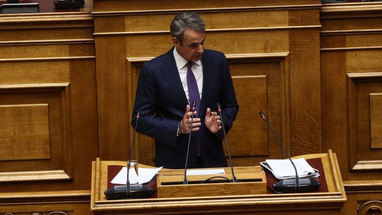 Βουλή: Αντιπολιτευτικά πυρά για ΟΠΕΚΕΠΕ και υποκλοπές - Εκλογές το '27 διαμηνύει ο Μητσοτάκης