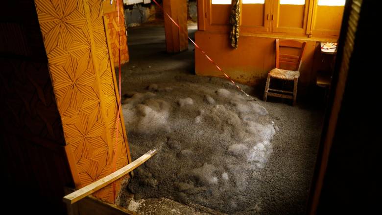 Τι είναι ο αθηναϊκός σχιστόλιθος που ανάβλυσε από αυλή εγκαταλελειμμένου κτηρίου στην Κυψέλη