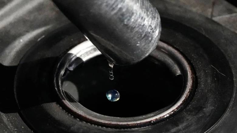 Το Ιράν σταμάτησε τις εξαγωγές πετρελαίου - Δίνει  προτεραιότητα στην εσωτερική αγορά