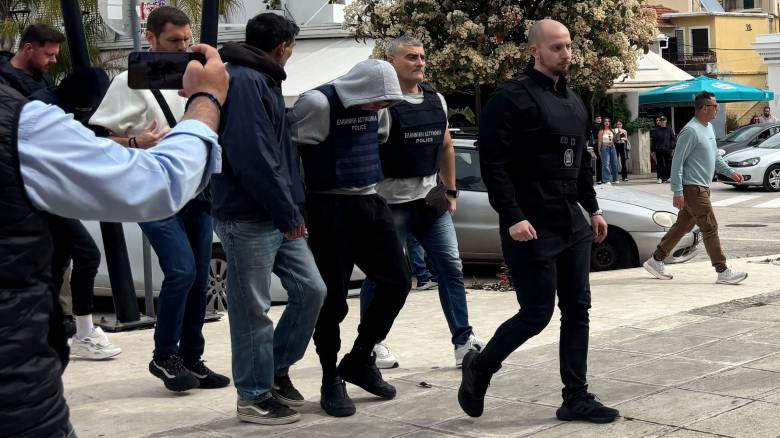 Θάνατος 19χρονης στην Κεφαλονιά: Πώς τα βίντεο οδήγησαν στην προφυλάκιση των τριών εμπλεκομένων