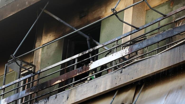Τραγωδία στον Κολωνό: Ένας άνδρας και μια γυναίκα νεκροί από φωτιά σε διαμέρισμα