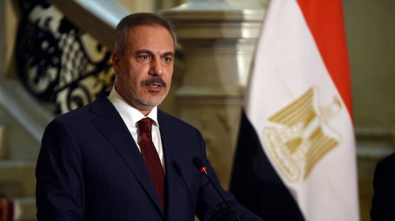 Λιάκουρας στο CNN Greece: «Τα επικοινωνιακά βέλη Φιντάν δεν έχουν στόχο την Ελλάδα»