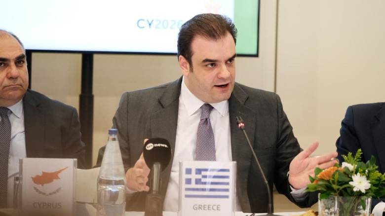Πιερρακάκης: «Η ταχύτερη μείωση του δημοσίου χρέους είναι επιλογή μας»
