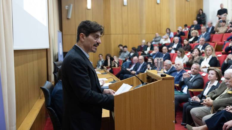 Ίδρυμα «Παύλος Γιαννακόπουλος»: Υποτροφίες σε φοιτητές του ΕΚΠΑ  για ακόμη μία χρονιά