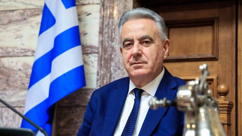 Ορκίζεται ο νέος υφυπουργός Γεωργίας Αθ. Καββαδάς