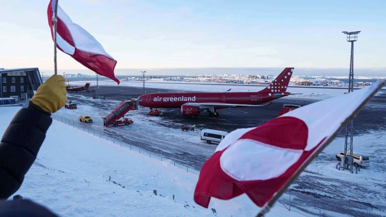 Εκκενώθηκε το αεροδρόμιο της Γροιλανδίας μετά από απειλή για βόμβα - Μία σύλληψη