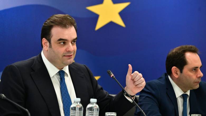 Πιερρακάκης: Ενισχύουμε το πραγματικό εισόδημα των πολιτών- Δίνουμε βιώσιμη λύση στα χρέη