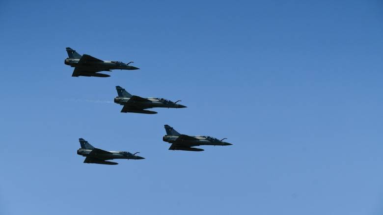 Le Parisien Matin:Η Ελλάδα εξετάζει σχέδιο για αποστολή Mirage στην Ουκρανία-Το δέλεαρ για την Αθήνα