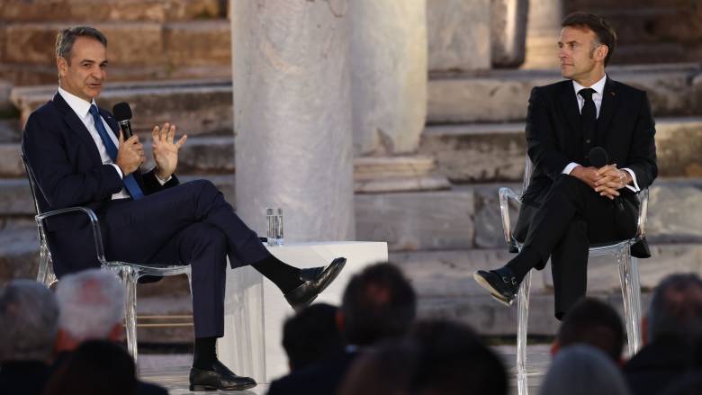 Μακρόν: «Αν απειληθεί η Ελλάδα από την Τουρκία θα είμαστε εδώ»