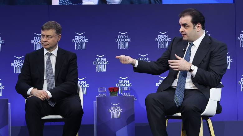 Πιερρακάκης: Δεν επίκειται νέο πακέτο μέτρων - Ντομπρόβσκις: Δεν είναι η ώρα για ρήτρα διαφυγής