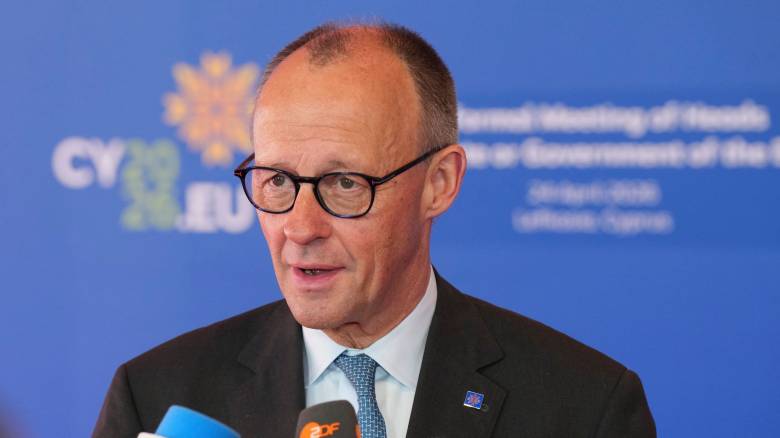 Ο Μερτς προτείνει χαλάρωση των κυρώσεων σε βάρος της Τεχεράνης στο πλαίσιο μιας συνολικής συμφωνίας