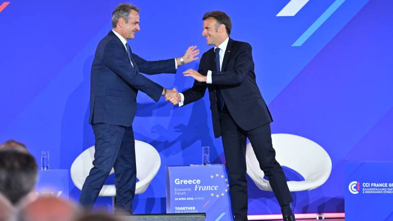 Μακρόν: «Είστε μοντέλο οικονομικής προόδου» - Μητσοτάκης: «Η συνεργασία μας πρότυπο για την Ευρώπη»