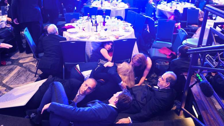 Τα κενά και οι προκλήσεις ασφαλείας μετά τους πυροβολισμούς σε απόσταση αναπνοής από τον Τραμπ