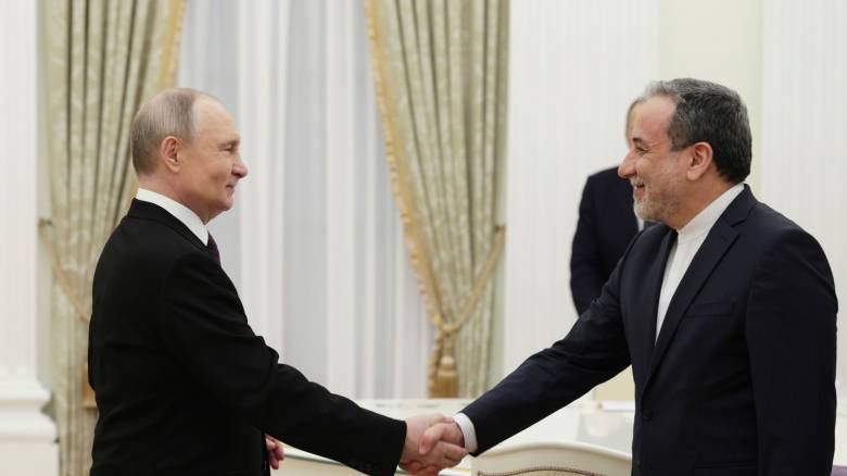 Ιρανός ΥΠΕΞ από Ρωσία: Οι ΗΠΑ ευθύνονται για την κατάρρευση των συνομιλιών στο Πακιστάν