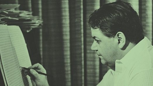 «Η Αμερική του Μάνου Χ – Μέρος Β΄»: Οι μαγικές μουσικές του Χατζιδάκι φωτίζουν το Ηρώδειο