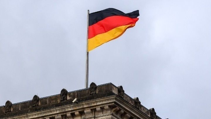 Γερμανία: Σχέδιο για αύξηση χρέους για το 2027 -  Εισηγείται φόρο ζάχαρης και πλαστικού