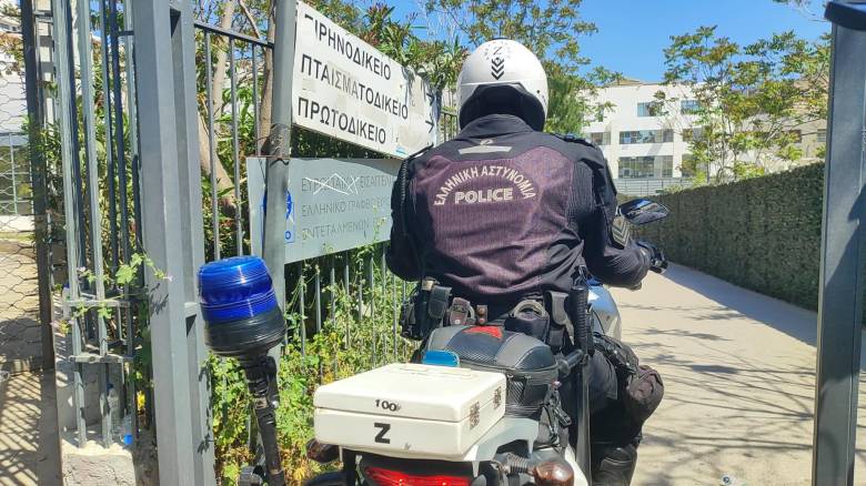 Δεν μπορούσε να πάρει σύνταξη ο 89χρονος - Η ανιψιά του έδωσε τα στοιχεία του στην Αστυνομία