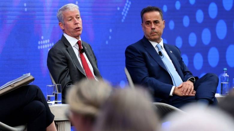 Παπασταύρου - Ράιτ για γεώτρηση στο Βορειοδυτικό Ιόνιο, «Κάθετο Διάδρομο» και «Πρωτοβουλία 3+1»