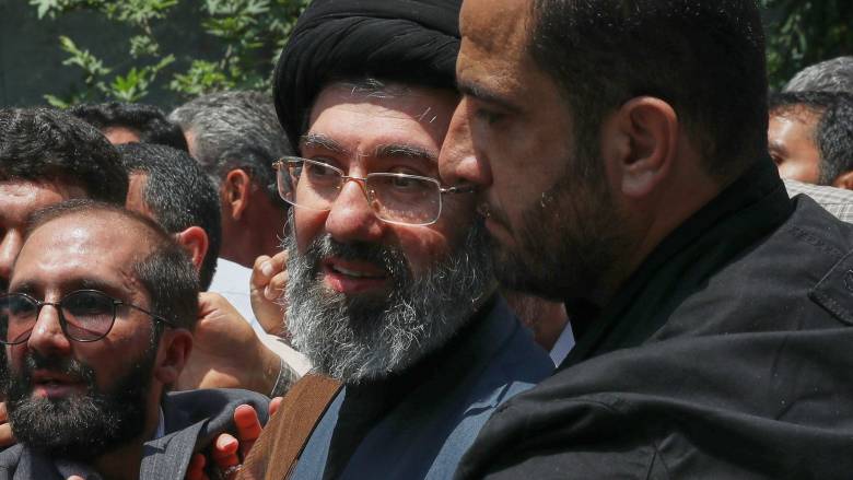 Πολύ δύσκολη η επικοινωνία με τον Μοτζτάμπα Χαμενεΐ λέει ο Πεζεσκιάν