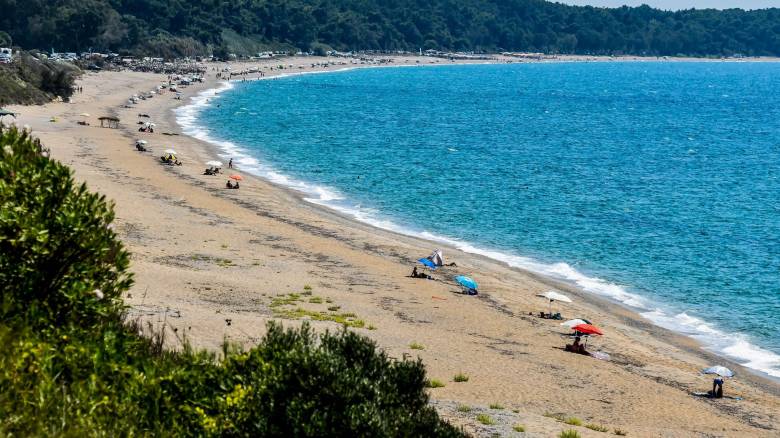 Συναγερμός στην παραλία Μονολίθι της Πρέβεζας μετά τον εντοπισμό νάρκης