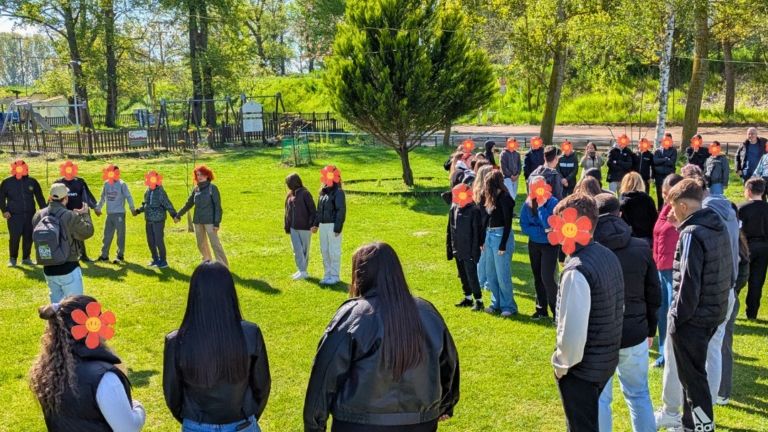Μαθαίνοντας για το κιρκινέζι στον ποταμό Άρδα - Βγαίνοντας από την τάξη και συναντώντας τη φύση