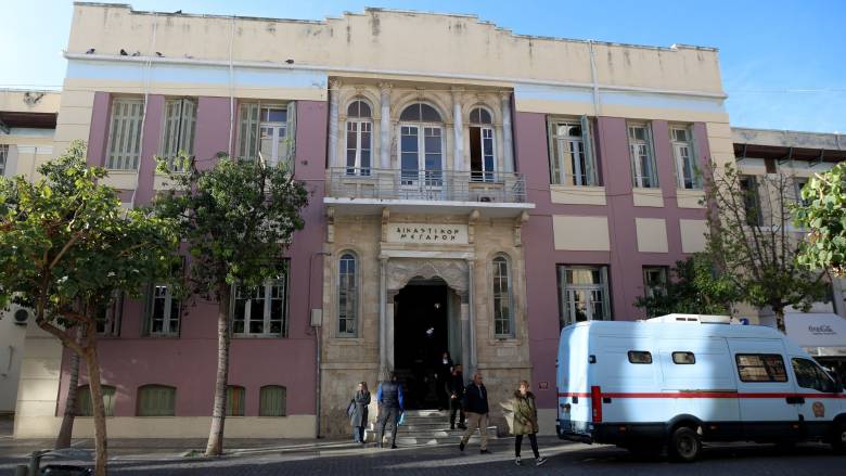 Κρήτη: Αθώος ο ένστολος που τον κατήγγειλε η εν διαστάσει σύζυγος ότι την εκφοβίζει με μηνύματα