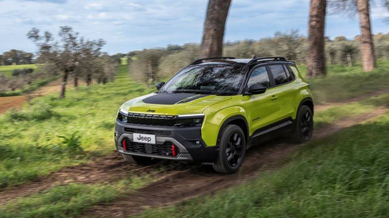 Το Jeep Avenger συνεχίζει ανανεωμένο και πιο ώριμο