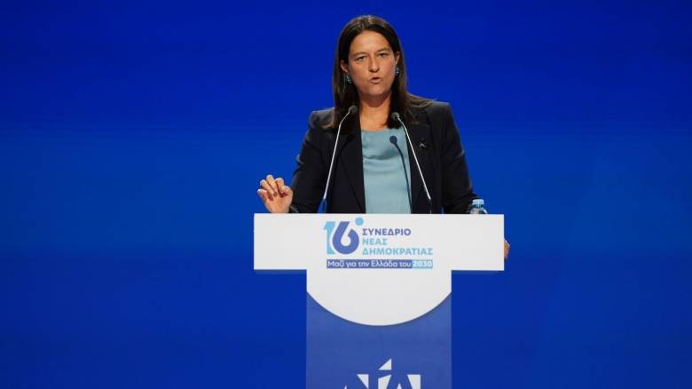 Κεραμέως στο συνέδριο ΝΔ: «Καταφέραμε να ρίξουμε την ανεργία στο χαμηλότερο των τελευταίων 18 ετών»
