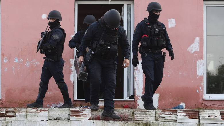 Συμμορία στα Βορίζια: Προθεσμία για να απολογηθούν στα ανίψια - Ο θείος συνελήφθη σε νοσοκομείο